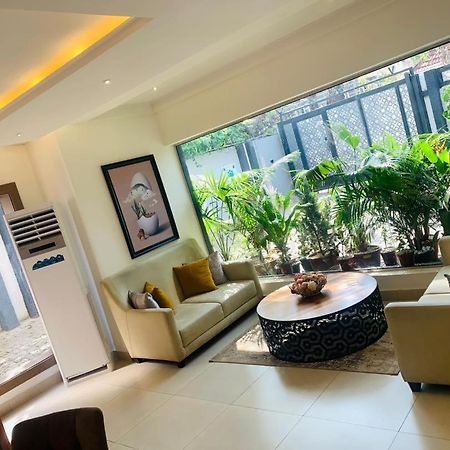 Swiss Pearl Continental Suite Wupa Экстерьер фото