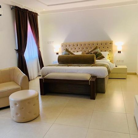 Swiss Pearl Continental Suite Wupa Экстерьер фото