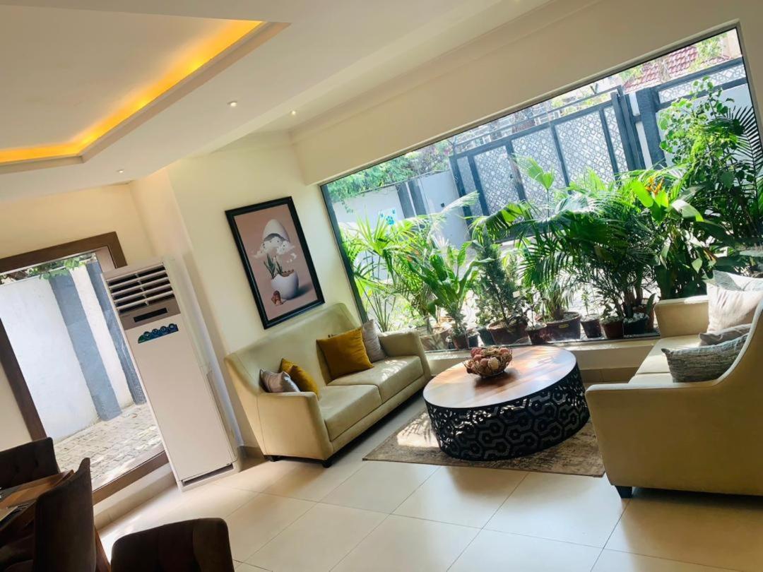 Swiss Pearl Continental Suite Wupa Экстерьер фото