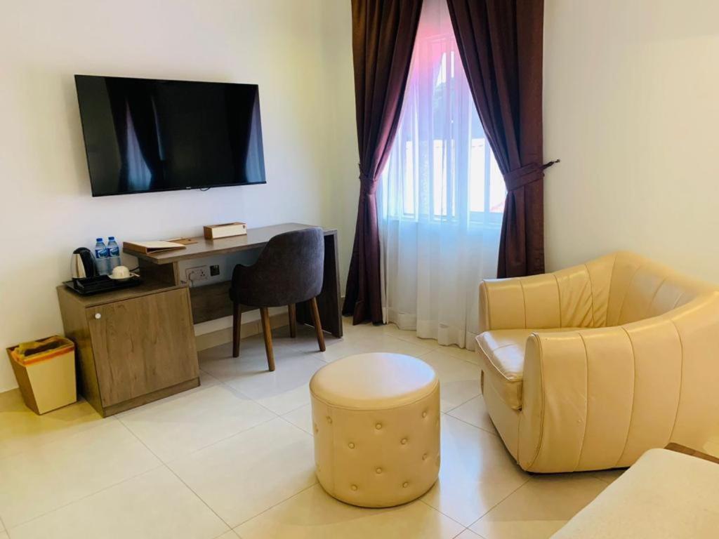 Swiss Pearl Continental Suite Wupa Экстерьер фото